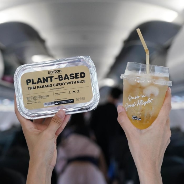 AirAsia Introduces Must-Try Plant-based Thai Panang Curry dish Fresh Longan Juice